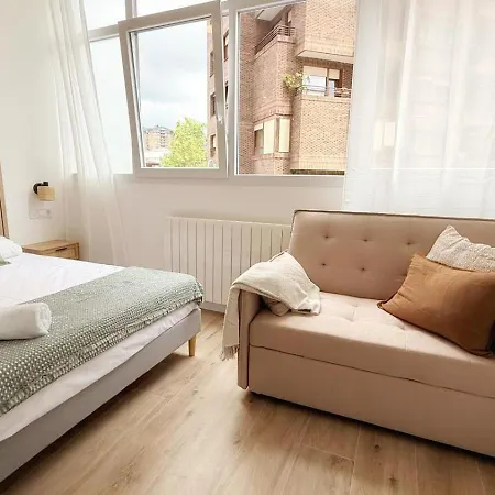 At Bilbaotown Self Check In בילבאו