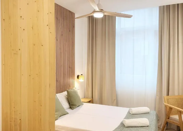 At Bilbaotown Self Check In Apartment