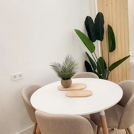 At Bilbaotown Self Check In Apartman *